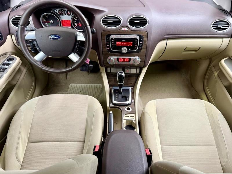 Ford Focus 2.0 Tdci 110 Titanium Powershift Garantie 12 Mois