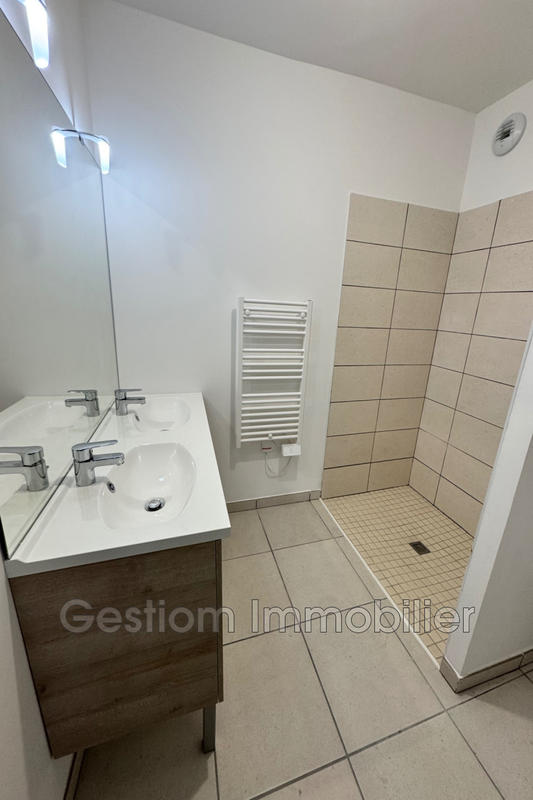 Appartement - 92 m² - 4 pièces