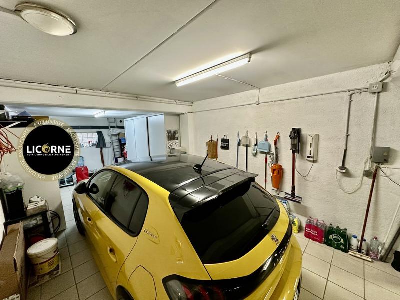 Appartement - 89 m² - 3 pièces