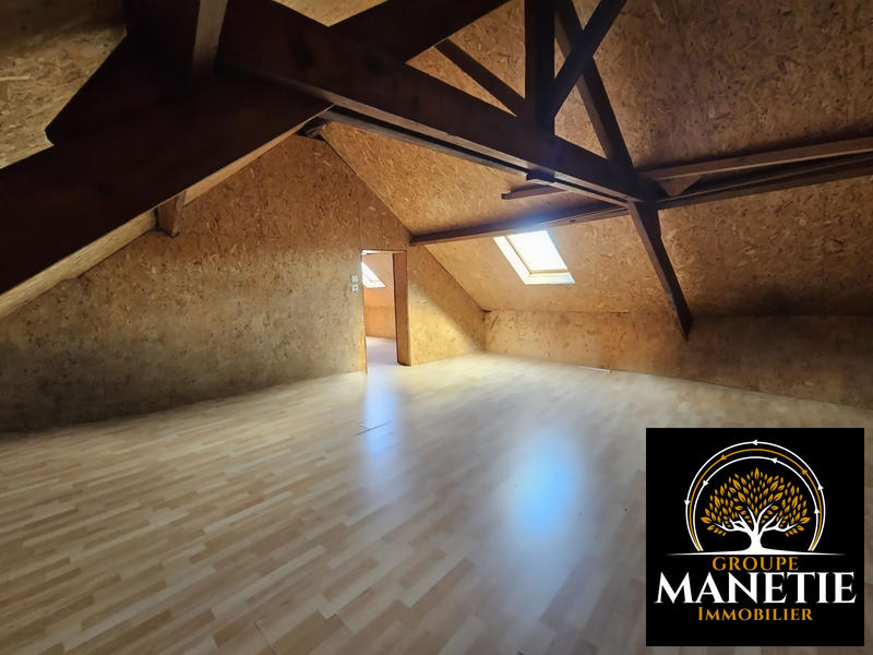 Maison - 182 m² - 7 pièces