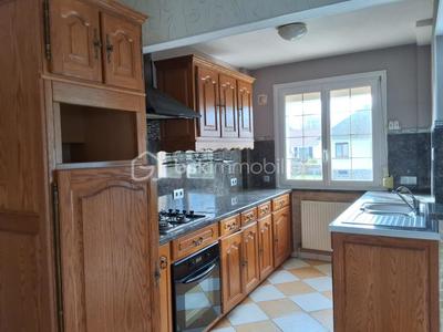 Maison jumelée - 113 m² - 5 pièces