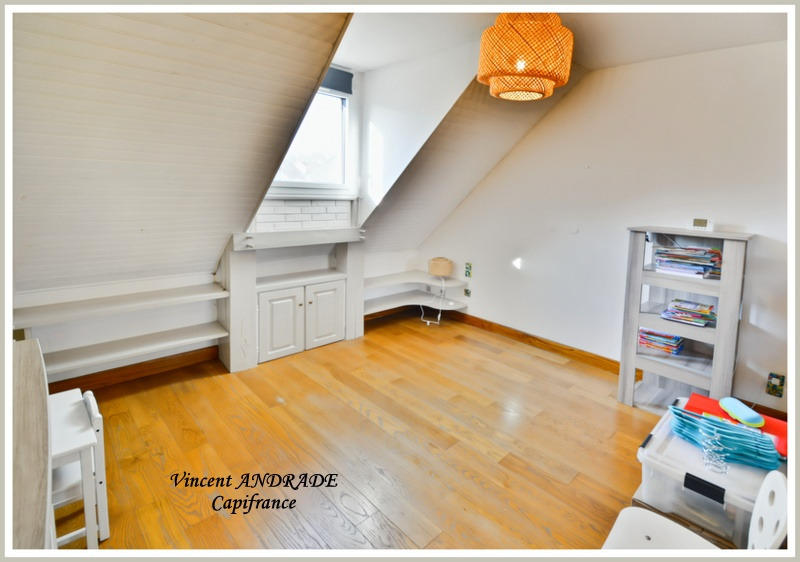 Maison - 167 m² - 6 pièces