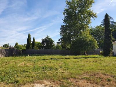 Terrain constructible - 675 m²