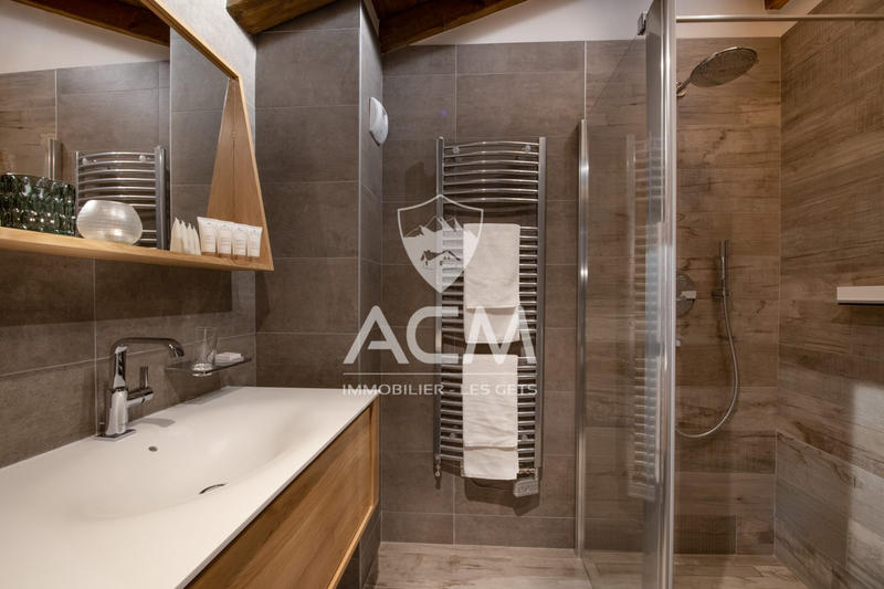 Duplex - 176 m² - 5 pièces