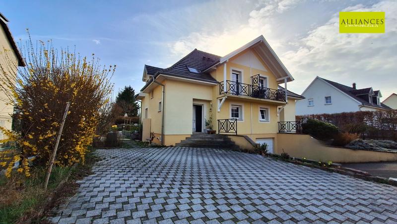 Maison - 101 m² - 4 pièces