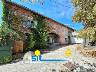 Appartement - 163 m² - 6 pièces