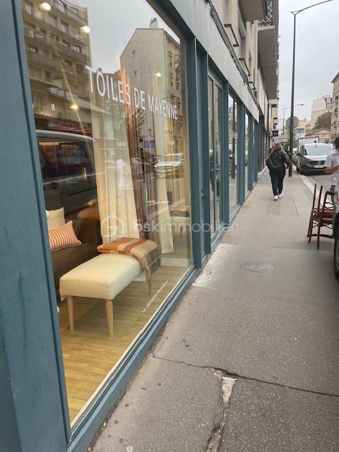 Local commercial - 89 m² - 1 pièce