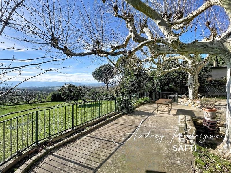 Maison de maîtres - 180 m² - 6 pièces