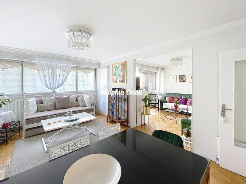 Appartement - 84 m² - 4 pièces