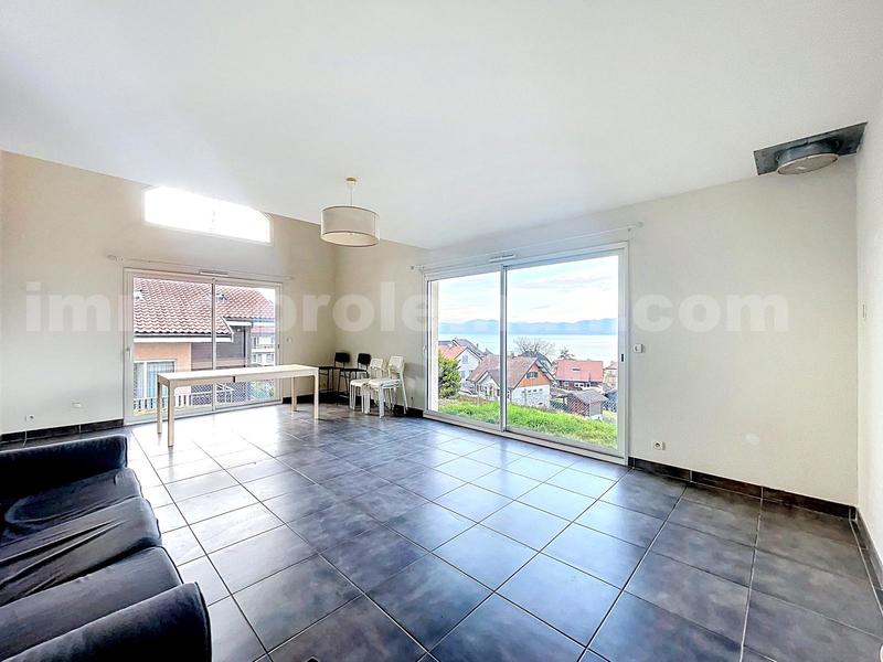 Maison - 196 m² - 7 pièces