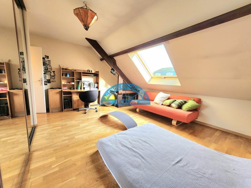 Maison - 170 m² - 7 pièces