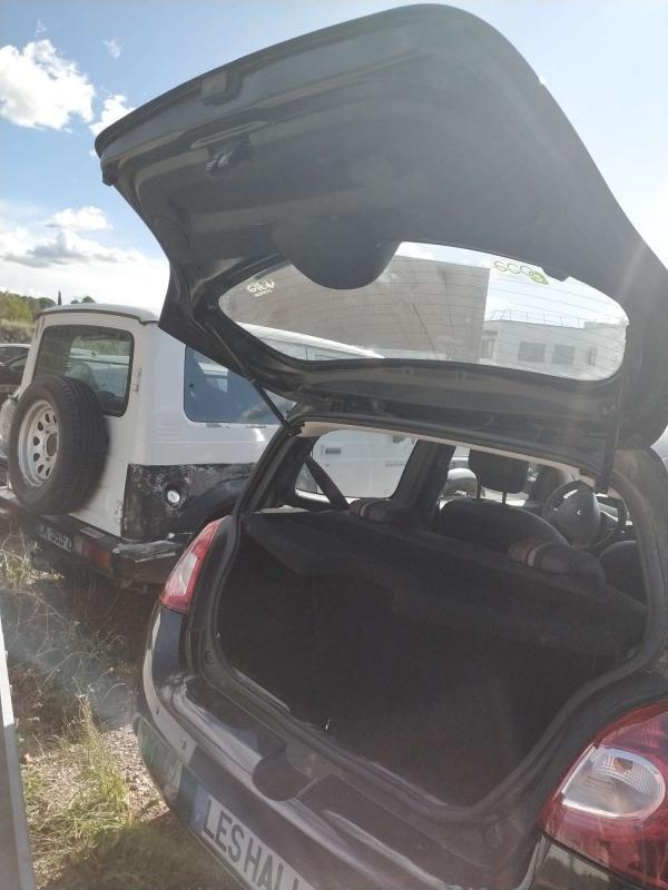 Renault Twingo II 1,2 16v 75cv Limited