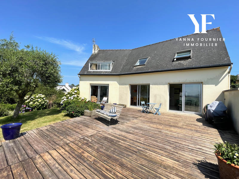 Maison - 199 m² - 7 pièces