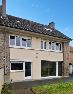 Maison - 118 m² - 8 pièces