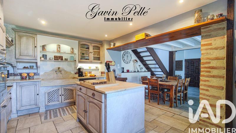 Maison - 170 m² - 5 pièces