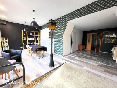 Local commercial - 95 m² - 6 pièces