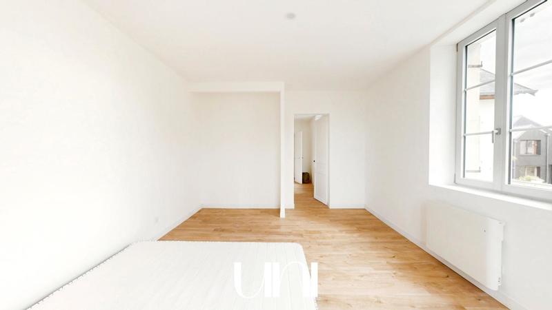 Maison - 152 m² - 8 pièces