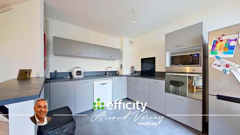 Appartement - 107 m² - 5 pièces