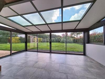 Maison traditionnelle - 195 m² - 9 pièces