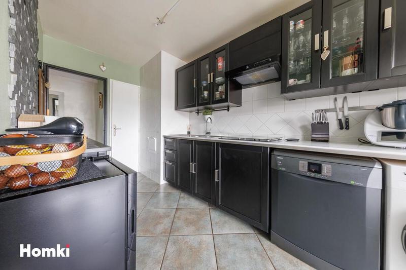 Appartement - 117 m² - 6 pièces