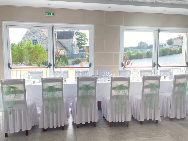 Propriété - 1 298 m² - 45 pièces