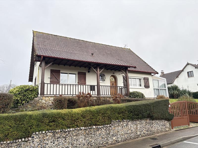 Maison - 143 m² - 5 pièces