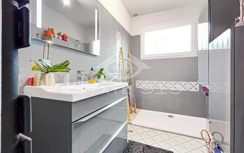 Villa - 120 m² - 5 pièces