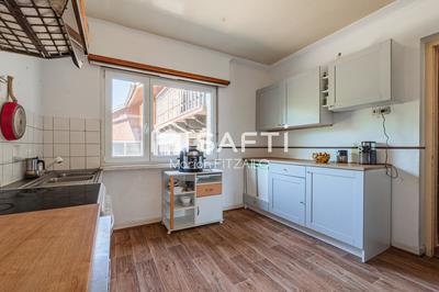 Maison - 202 m² - 7 pièces