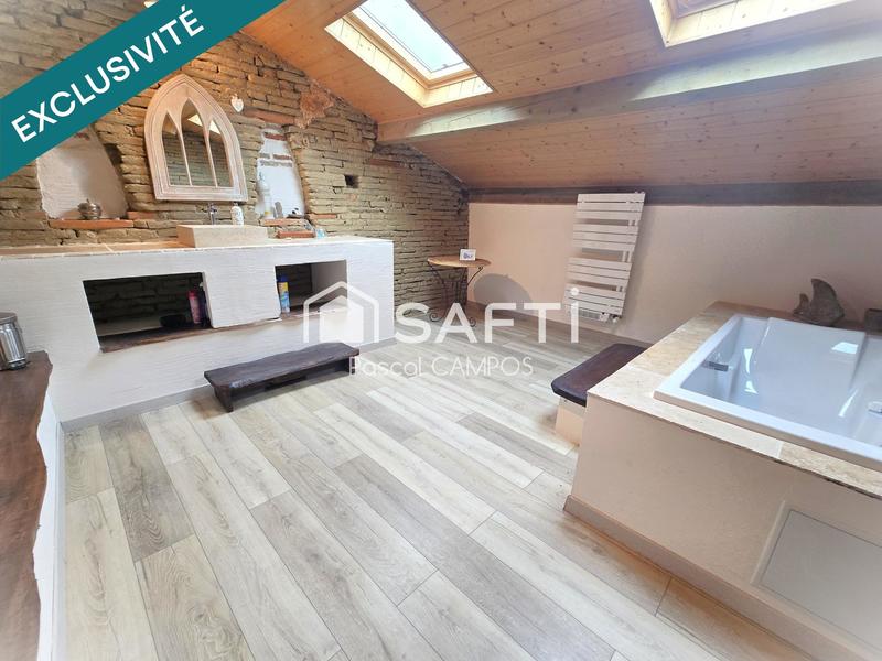 Maison - 301 m² - 9 pièces