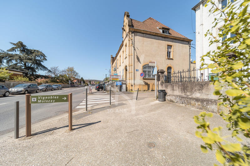 Local d'activités - 194 m² - 6 pièces