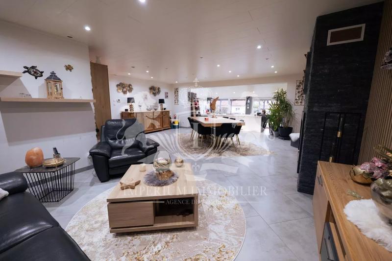 Maison - 143 m² - 7 pièces