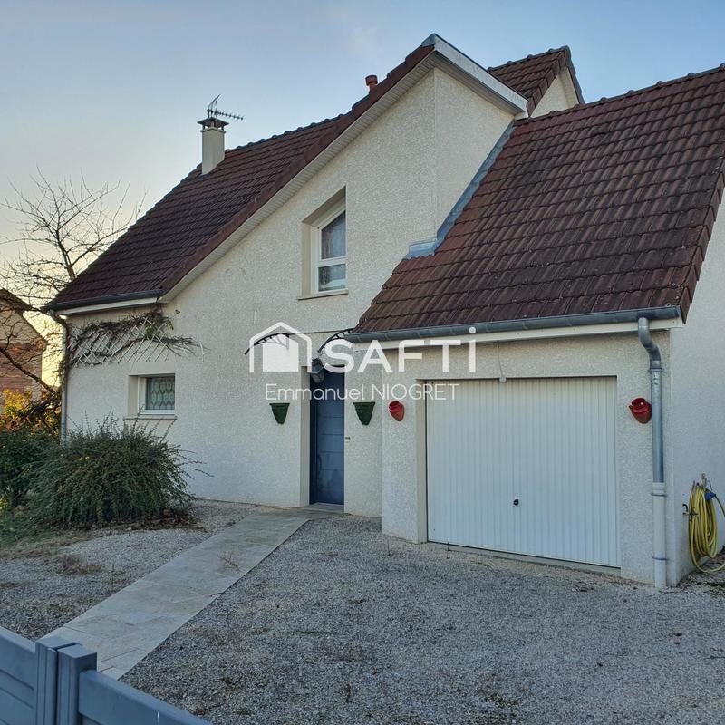Maison - 96 m² - 5 pièces