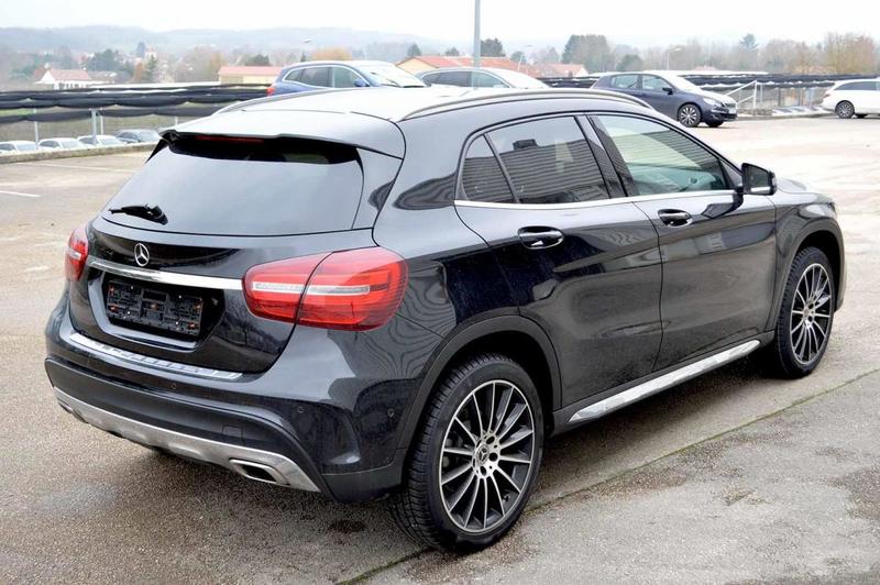 Mercedes Classe Gla 180 d Sport Pack Amg Line 7g-Dct