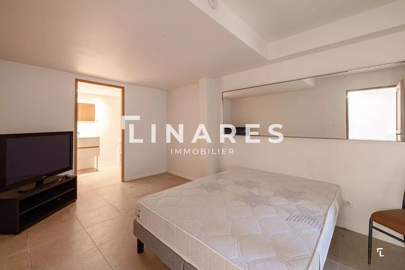 Maison - 210 m² - 5 pièces