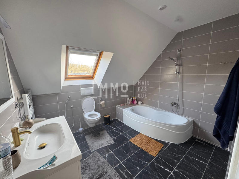 Maison contemporaine - 120 m² - 4 pièces