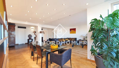 Appartement - 133 m² - 5 pièces
