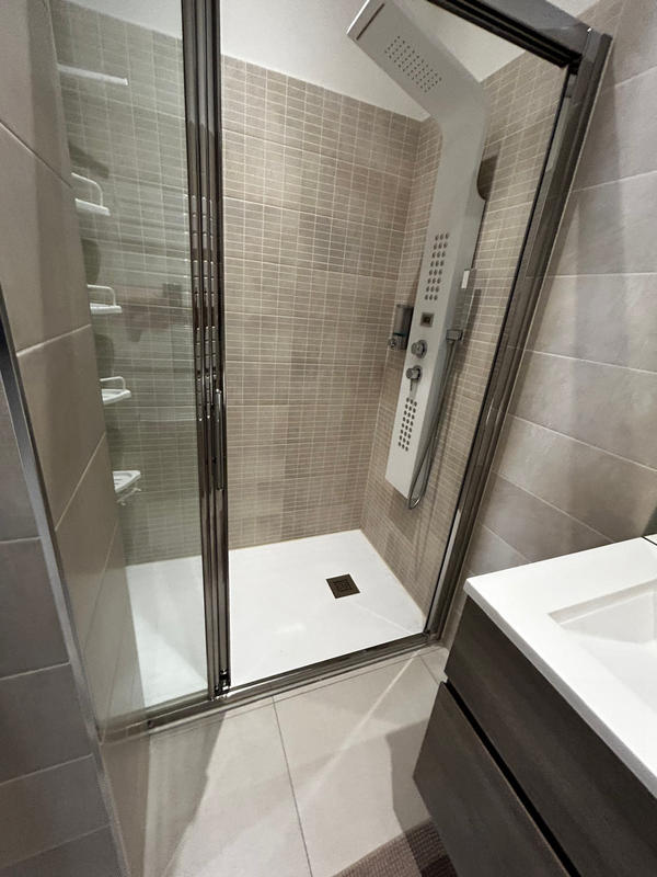 Maison contemporaine - 188 m² - 12 pièces