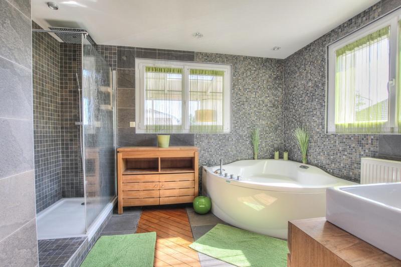 Maison - 170 m² - 5 pièces