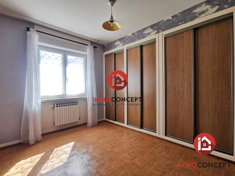 Villa - 214 m² - 8 pièces