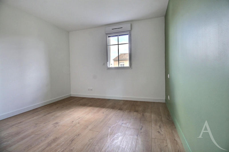 Maison - 141 m² - 6 pièces