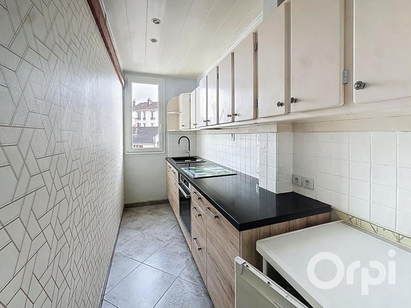 Appartement - 97 m² - 6 pièces