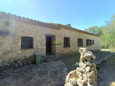 Propriété - 180 m² - 6 pièces