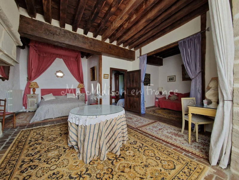 Château - 620 m² - 1 pièce