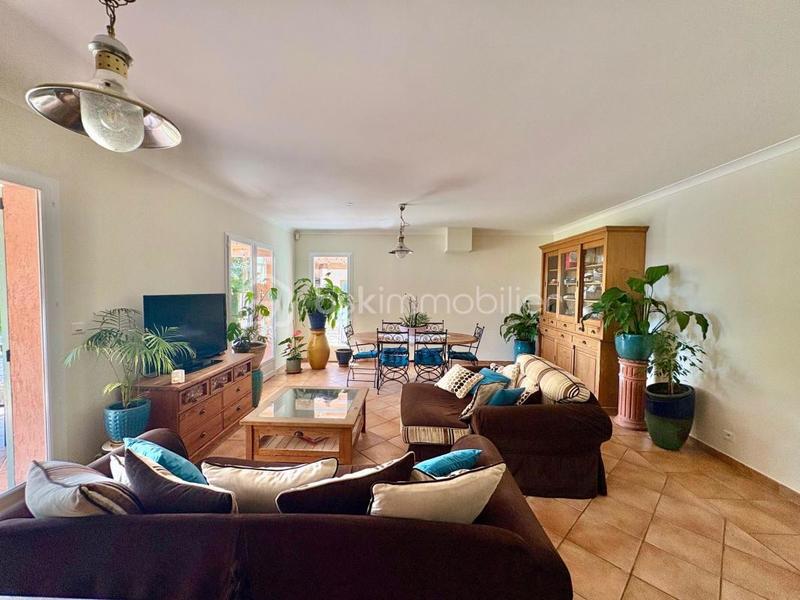 Maison traditionnelle - 120 m² - 4 pièces