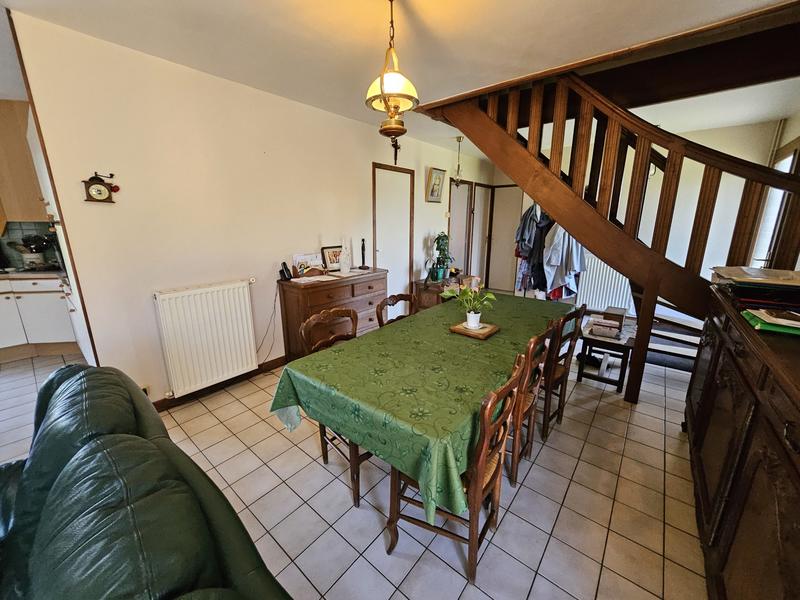 Maison - 104 m² - 6 pièces