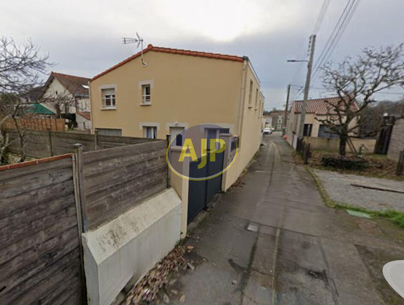 Maison - 89 m² - 4 pièces