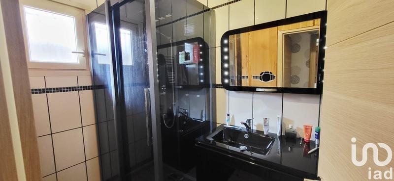 Maison - 92 m² - 5 pièces