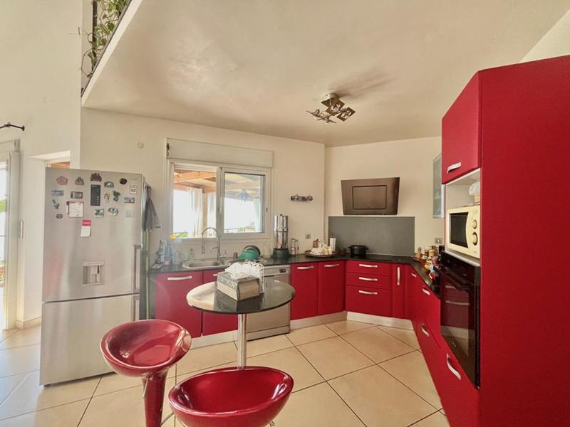 Villa - 220 m² - 5 pièces