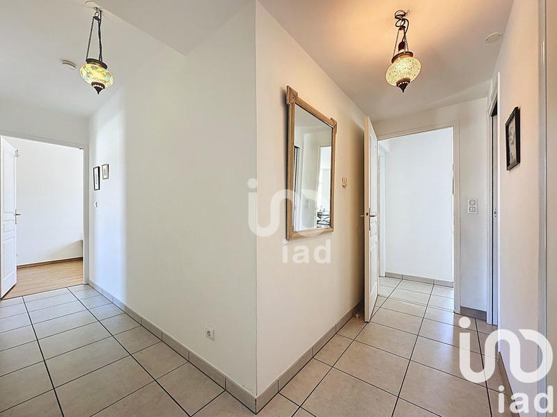 Appartement - 100 m² - 5 pièces