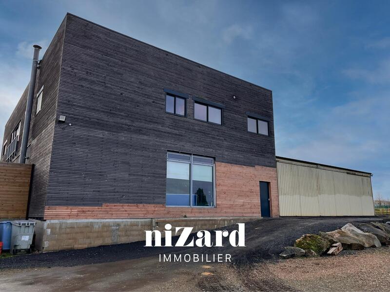 Local commercial - 820 m²